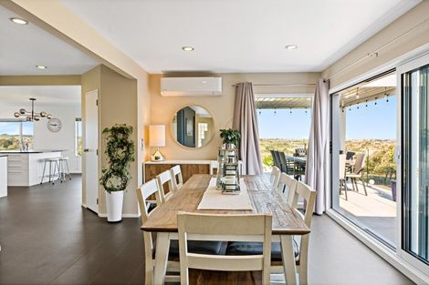 Photo of property in 1207 Whangaparaoa Road, Gulf Harbour, Whangaparaoa, 0930