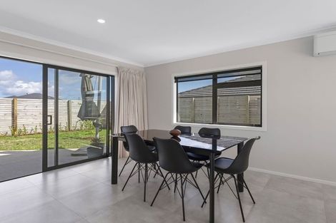 Photo of property in 10 Uku Way, Wharewaka, Taupo, 3330