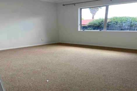 Photo of property in 4 Northall Road, New Lynn, Auckland, 0600