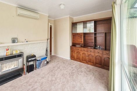 Photo of property in 2 Oaklea Avenue, Marton, 4710