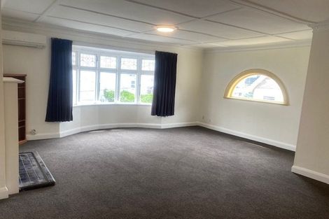 Photo of property in 9 Thompson Street, Mount Cook, Wellington, 6011