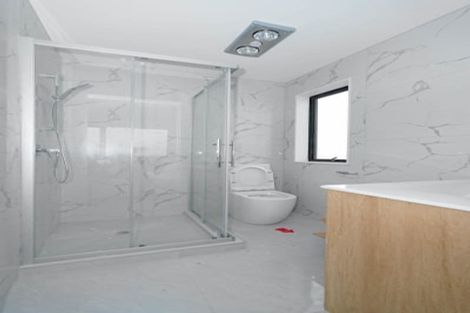 Photo of property in 37 Claude Road, Hillpark, Auckland, 2102