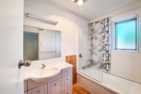 Photo of property in 5 Hare Street, Ilam, Christchurch, 8041