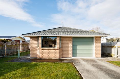 Photo of property in 2a Ronberg Street, Highbury, Palmerston North, 4412
