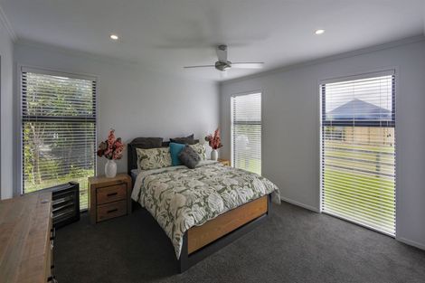 Photo of property in 64a Moir Point Road, Mangawhai Heads, Mangawhai, 0505