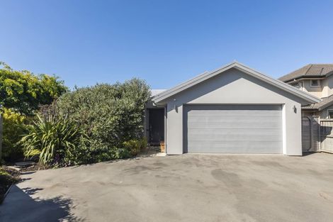 Photo of property in 3 Handel Close, Northwood, Christchurch, 8051