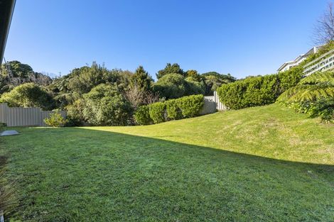 Photo of property in 4 Fern Lane, Whalers Gate, New Plymouth, 4310