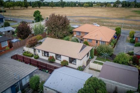 Photo of property in 64 Steadman Road, Broomfield, Christchurch, 8042