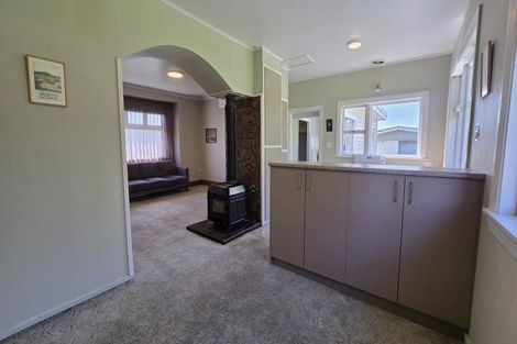 Photo of property in 32 Park Street, Hokitika, 7810