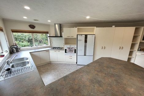 Photo of property in 9 Mariners Way, Whitby, Porirua, 5024