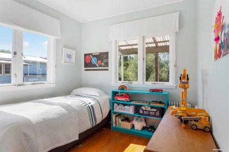 Photo of property in 6 Sealy Road, Torbay, Auckland, 0630