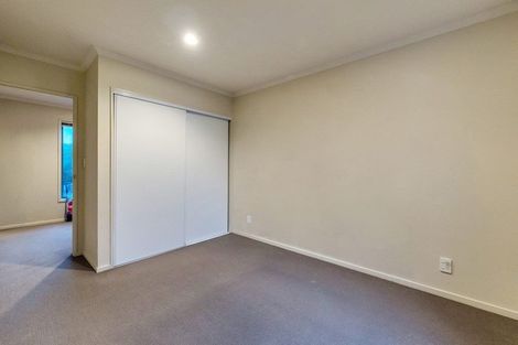 Photo of property in 39 Verdale Circle, Glen Eden, Auckland, 0602