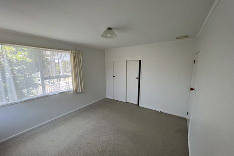 Photo of property in 27 Halberg Street, Glenfield, Auckland, 0629