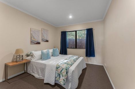 Photo of property in 338a Glengarry Road, Glen Eden, Auckland, 0602