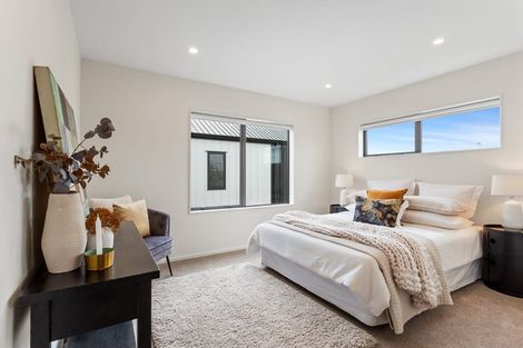 Photo of property in 19 Parkmore Drive, Rosehill, Papakura, 2113
