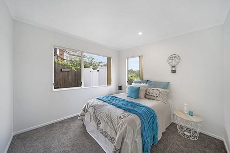 Photo of property in 39 Jadewynn Drive, Massey, Auckland, 0614