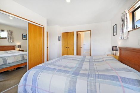 Photo of property in 2 Ngaio Street, Saint Martins, Christchurch, 8022