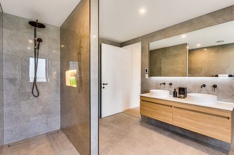 Photo of property in 12c Memorial Avenue, Ilam, Christchurch, 8053
