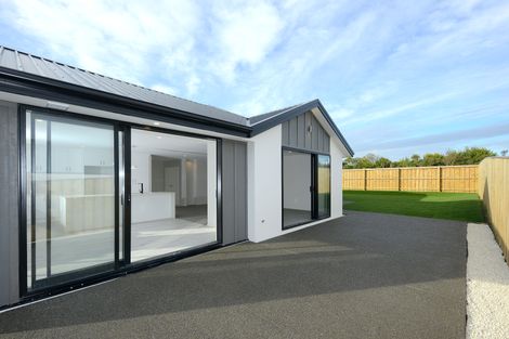 Photo of property in 38 Sarikei Avenue, Northwood, Christchurch, 8051