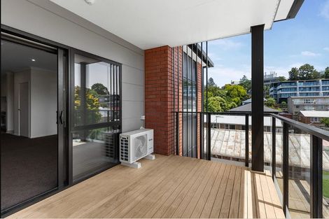 Photo of property in 202/89 Aurora Terrace, Hillcrest, Hamilton, 3216