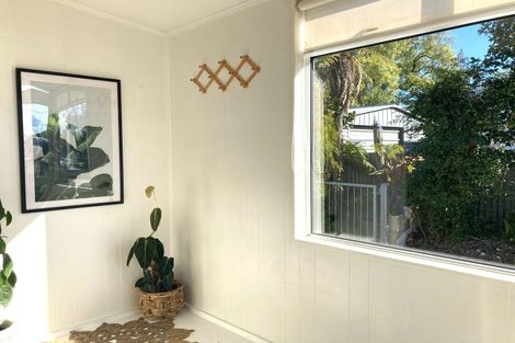 Photo of property in 2/69 Meeanee Road, Taradale, Napier, 4112