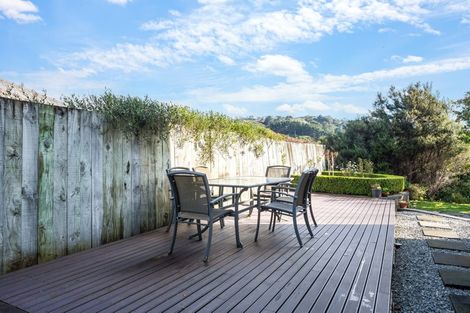 Photo of property in 16 Solander Place, Whitby, Porirua, 5024