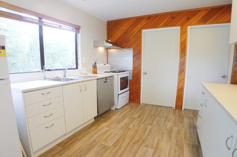 Photo of property in 23 Flaunty Place, West Harbour, Auckland, 0618