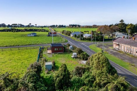 Photo of property in 1790 Eltham Road, Riverlea, Hawera, 4679