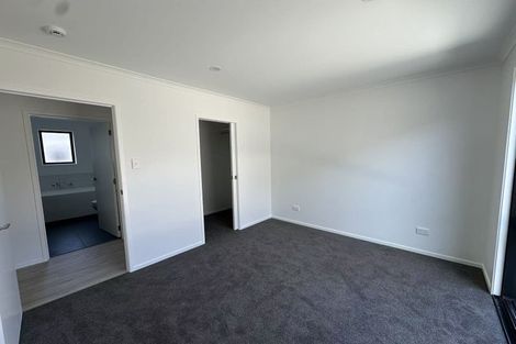 Photo of property in 10 Enchantment Lane, Karaka, Papakura, 2113