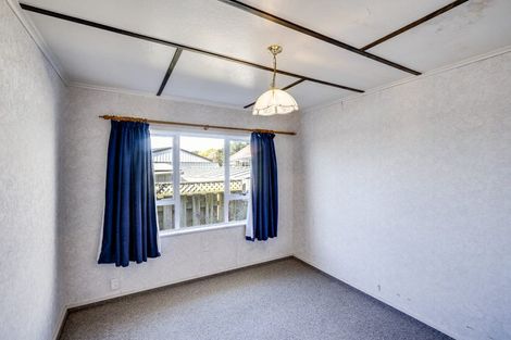 Photo of property in 4 Alamein Crescent, Onekawa, Napier, 4110