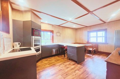 Photo of property in 15 Rangiuru Road, Otaki Beach, Otaki, 5512