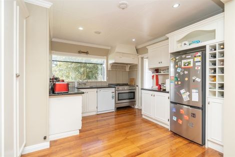 Photo of property in 52 Pollen Crescent, Melville, Hamilton, 3206