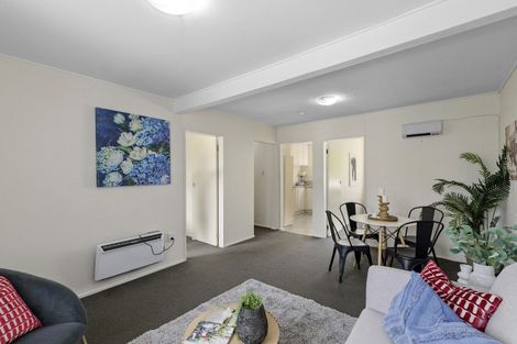 Photo of property in 8/19 Pirie Crescent, Moera, Lower Hutt, 5010
