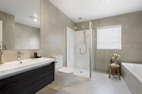 Photo of property in 98 Mahutonga Avenue, Beachlands, Auckland, 2018
