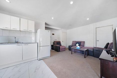 Photo of property in 36 Eugenia Rise, Totara Heights, Auckland, 2105