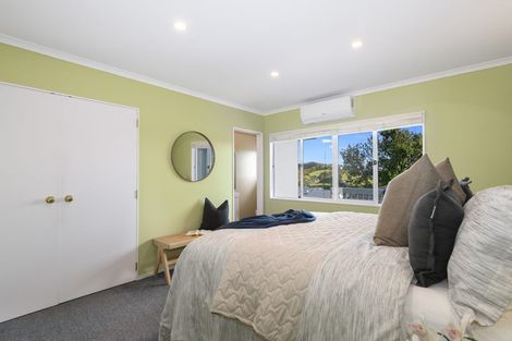 Photo of property in 9 Whitby Place, Welcome Bay, Tauranga, 3112
