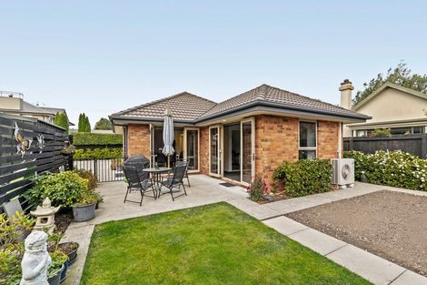 Photo of property in 14 Hussey Road, Harewood, Christchurch, 8051