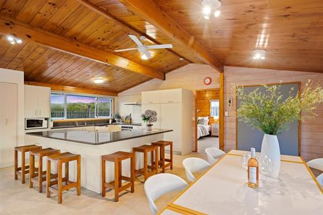 Photo of property in 15 Ruby Cove, Omaha, 0986