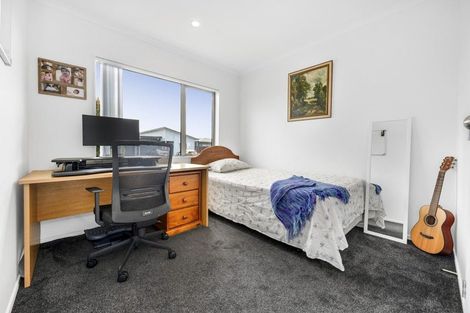 Photo of property in 4 Mokopapa Street, Takanini, 2112