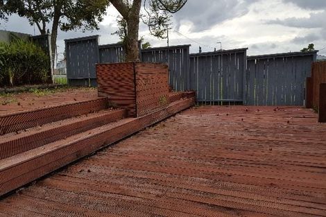 Photo of property in 5 James Street, Glenfield, Auckland, 0629