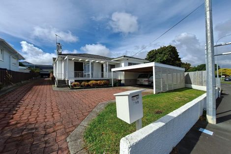 Photo of property in 199 Tukapa Street, Westown, New Plymouth, 4310