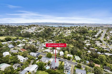 Photo of property in 13 Lanigan Street, Birkdale, Auckland, 0626