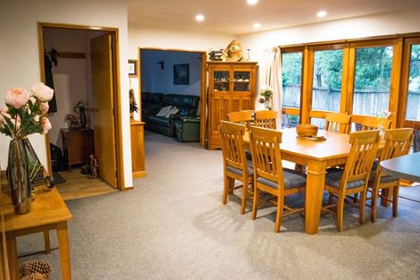 Photo of property in 32 Kowhai Avenue, Rangiora, 7400