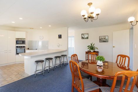 Photo of property in 112 Avenue Road, Foxton, 4891