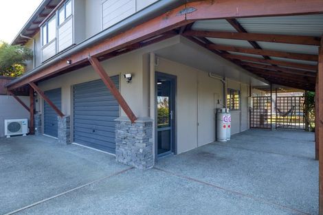 Photo of property in 36 Stagecoach Road, Upper Moutere, 7173