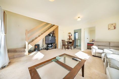 Photo of property in 6a Mossburn Grove, Kelson, Lower Hutt, 5010