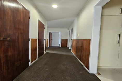 Photo of property in 2/2a Hutt Road, Manurewa, Auckland, 2102