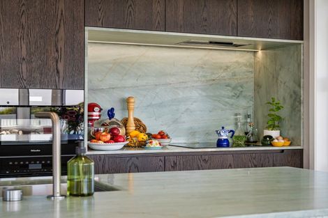 Photo of property in 96 Marine Parade, Mount Maunganui, 3116