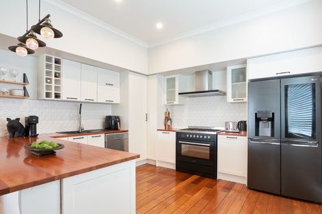 Photo of property in 110 Ikanui Road, Frimley, Hastings, 4120