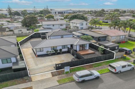 Photo of property in 3 Quennell Avenue, Favona, Auckland, 2024